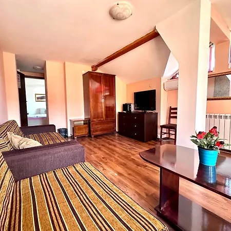 Family Carpe Diem Hotel Banya (Blagoevgrad)